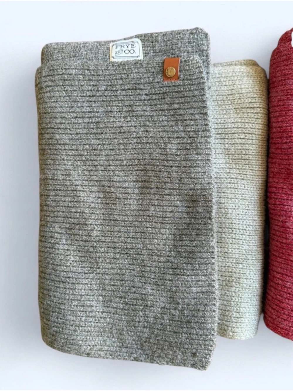 Frye & Co. Green and Pink Ombré Scarf Bundle of 2 One Size Outdoor Winter